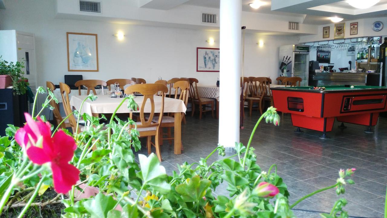 Casa Di Angel Hotel Синеморец Екстериор снимка