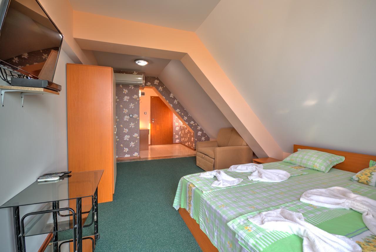 Casa Di Angel Hotel Синеморец Екстериор снимка